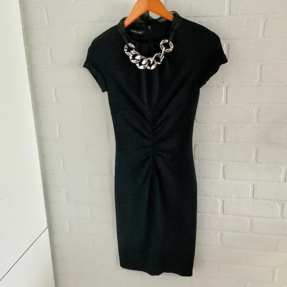 Tenax Mini dress LBD Bow embellished black Ruched Jewel Cap sleeve M - Picture 1 of 15